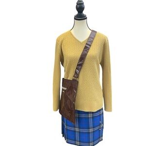 Wool cotton blend V-neck sweater EUC Size L mustard yellow/ tan colour